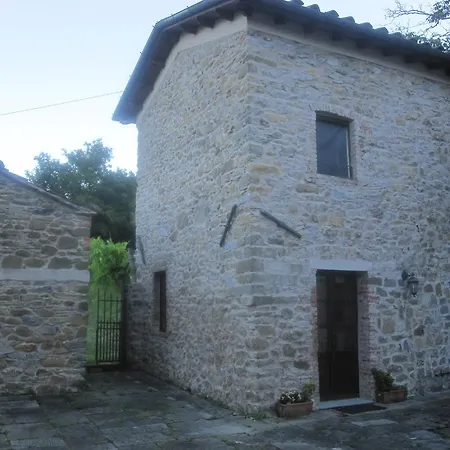 Agriturismo I Chiosi Comano (Tuscany)