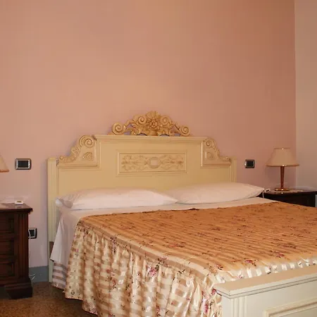 I Chiosi Comano (Tuscany)