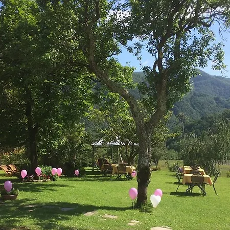 Farm stay I Chiosi Comano (Tuscany)