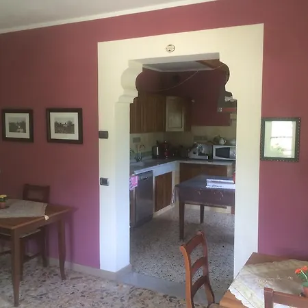 Farm stay I Chiosi Comano (Tuscany)